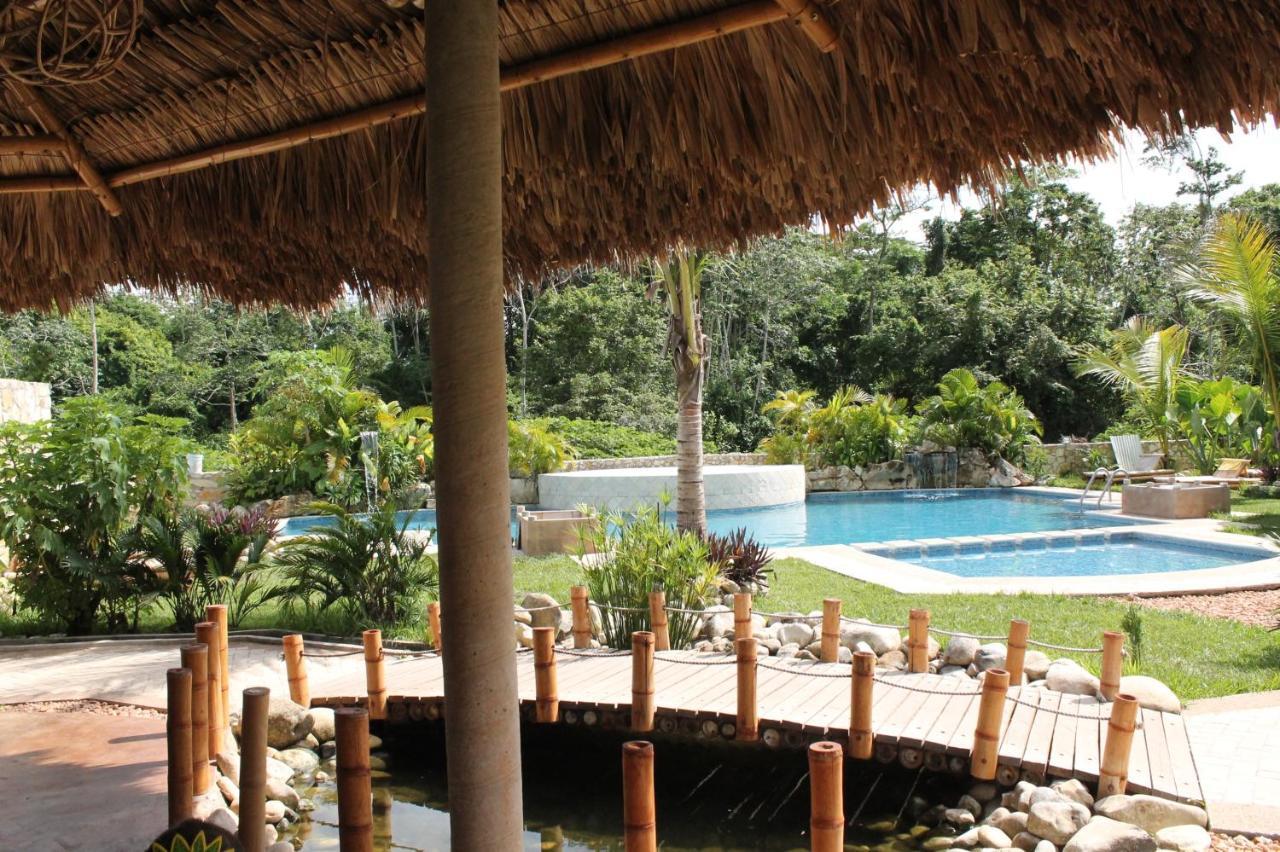Axkan Palenque, Shows En Vivo & Gastronomia Mar Y Tierra & Travel Agency Exterior photo